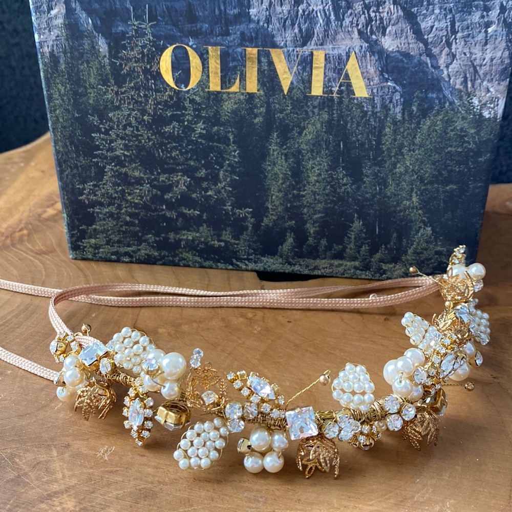 Olivia the Wolf Jewelled Headband